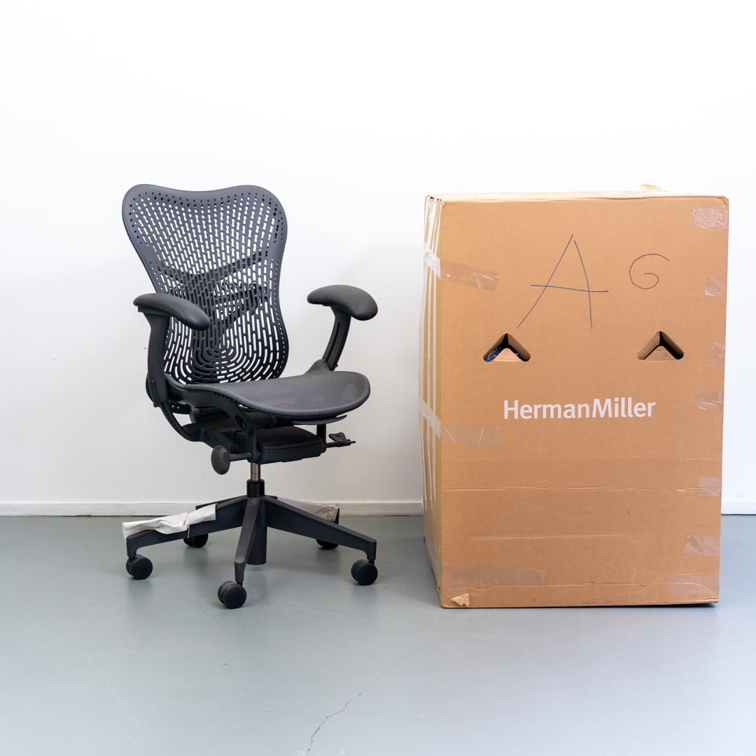 Herman Miller Mirra 2 bureaustoel zwart zwart full options Nieuw