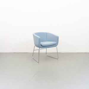 B&B Italia eetkamer stoel Blauw stof Nieuw