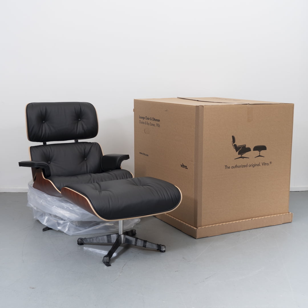 Vitra Eames Lounge chair + Ottoman Palisander Nieuw