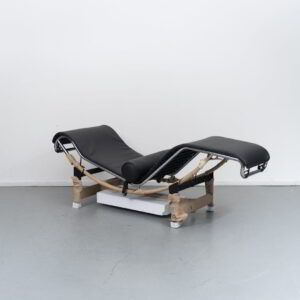 Cassina LC4 Le Corbusier Zwart - Leer