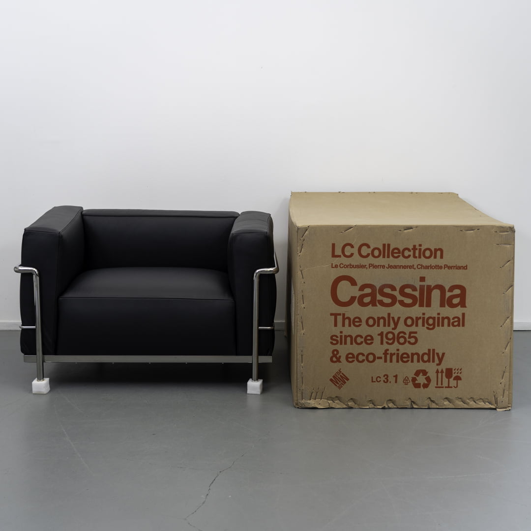 Cassina LC3 fauteuil Le Corbusier Zwart Nieuw
