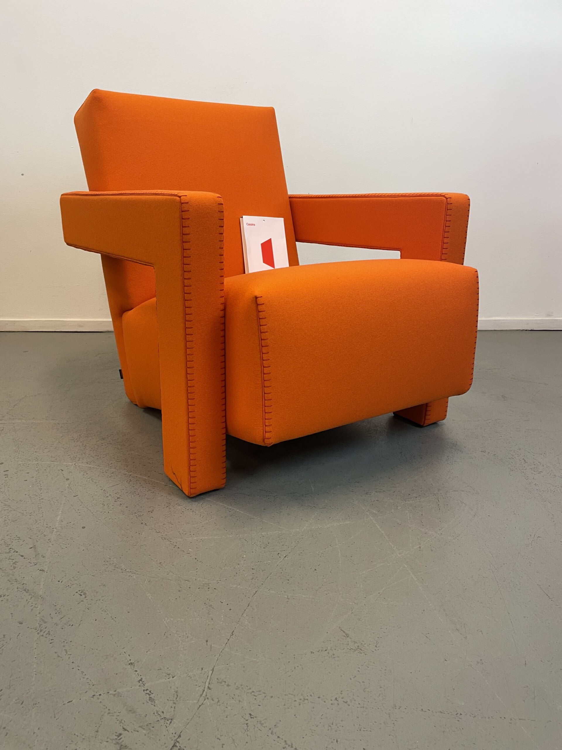 Cassina Utrecht Chair type 637 Oranje Nieuw