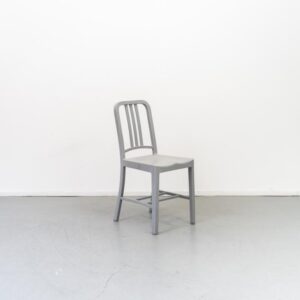 Emeco 111 Navy Chair Grijs – Recycled Pet