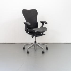 Herman Miller Mirra 2 Bureaustoel Business Graphite - Butterfly