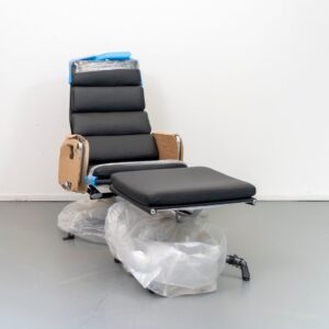 Vitra Eames Set EA 222 + 223 Soft Pad Zwart - Chroom