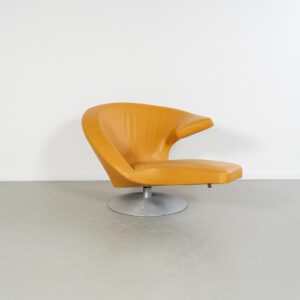 Leolux Parabolica Fauteuil Rechts Okergeel Leer - Aluminium