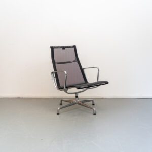 Vitra Eames Ea116 Zwart Netweave Alu