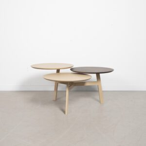 Leolux Ninfea salontafel met drie ronde tafelbladen