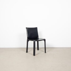 Cassina Cab 412 Stoel Zwart Leer