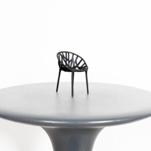 Vitra Miniatuur Vegetal Stoel Zwart Kunststof