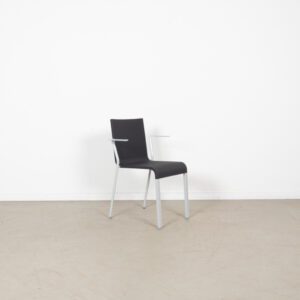 Vitra .03 Stoel Donkergrijs Kunststof - Aluminium