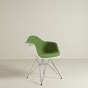 Vitra Eames DAR Stoel Wit Groen Kunststof/Stof - Chroom
