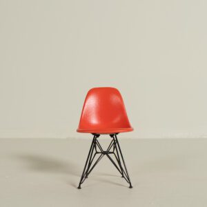 Vitra Miniatuur DSR Rood Kunststof - Zwart