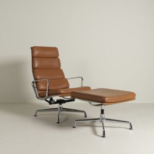 Vitra EA 222 Soft Pad Fauteuil Cognac Leer + Hocker