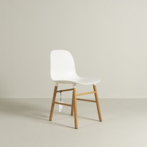 Normann Copenhagen Form Stoel Wit Kunststof - Hout